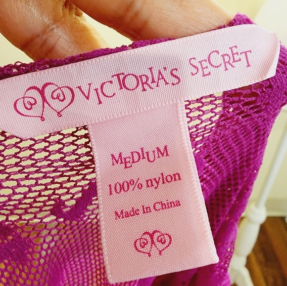 Victoria's Secret magenta lace slip lengerie size S - Picture 4 of 9